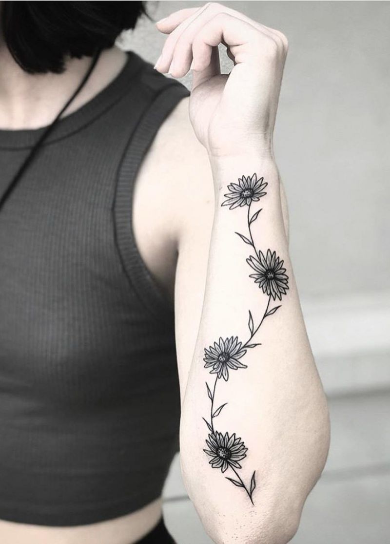 30 Pretty Daisy Chain Tattoos Make You The Focus of The Crowd