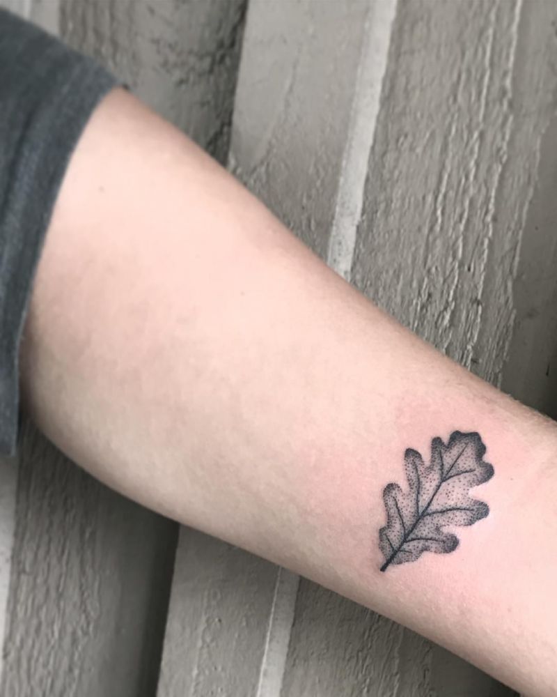 30 Pretty Oak Leaf Tattoos Make You Attractive