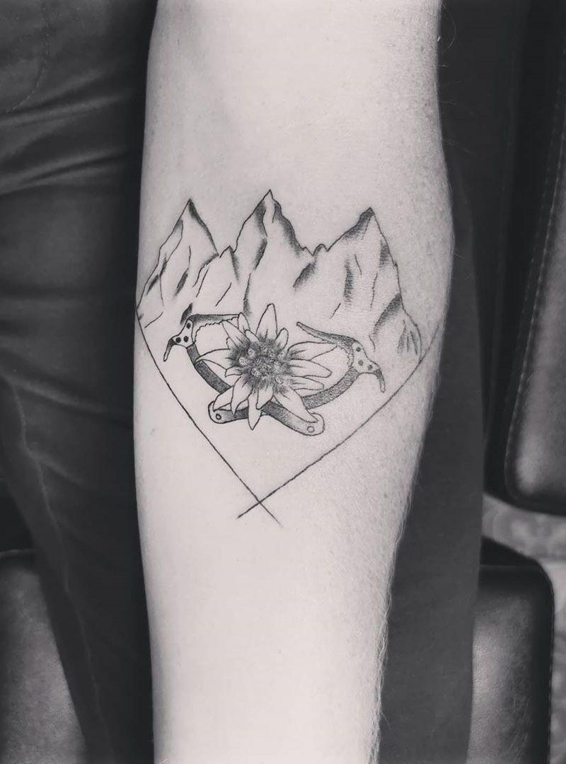 30 Pretty Mountain Tattoos You Will Love