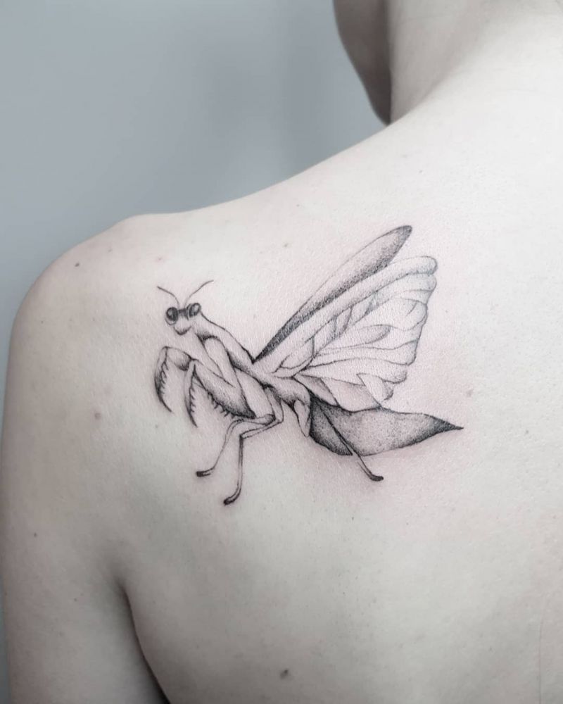 30 Pretty Mantis Tattoos You Will Love