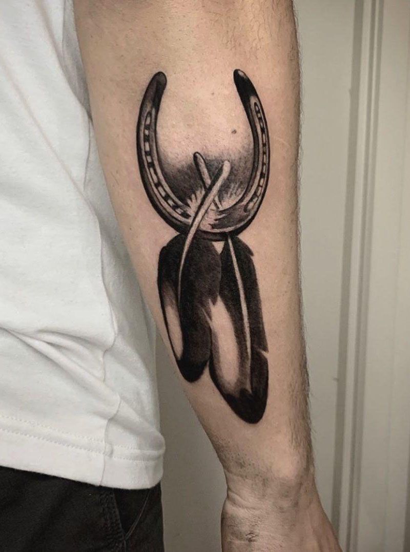 30 Perfect Horseshoe Tattoos Make You Attractive