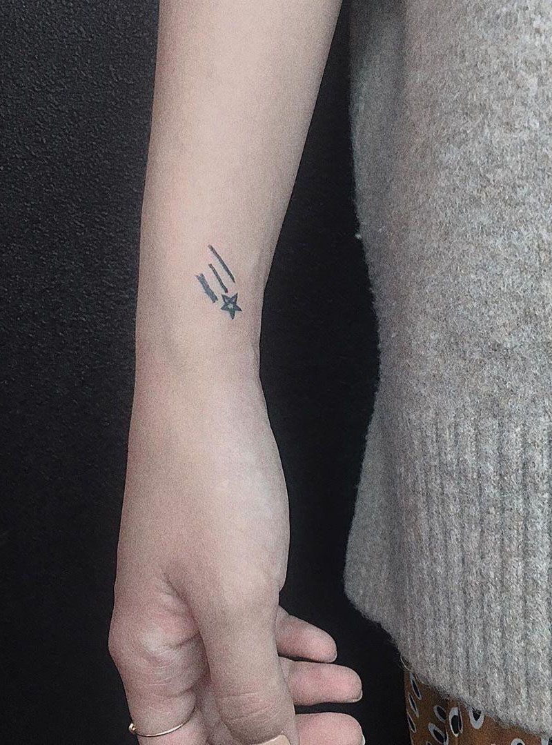 30 Creative Shooting Star Tattoos to Inspire You