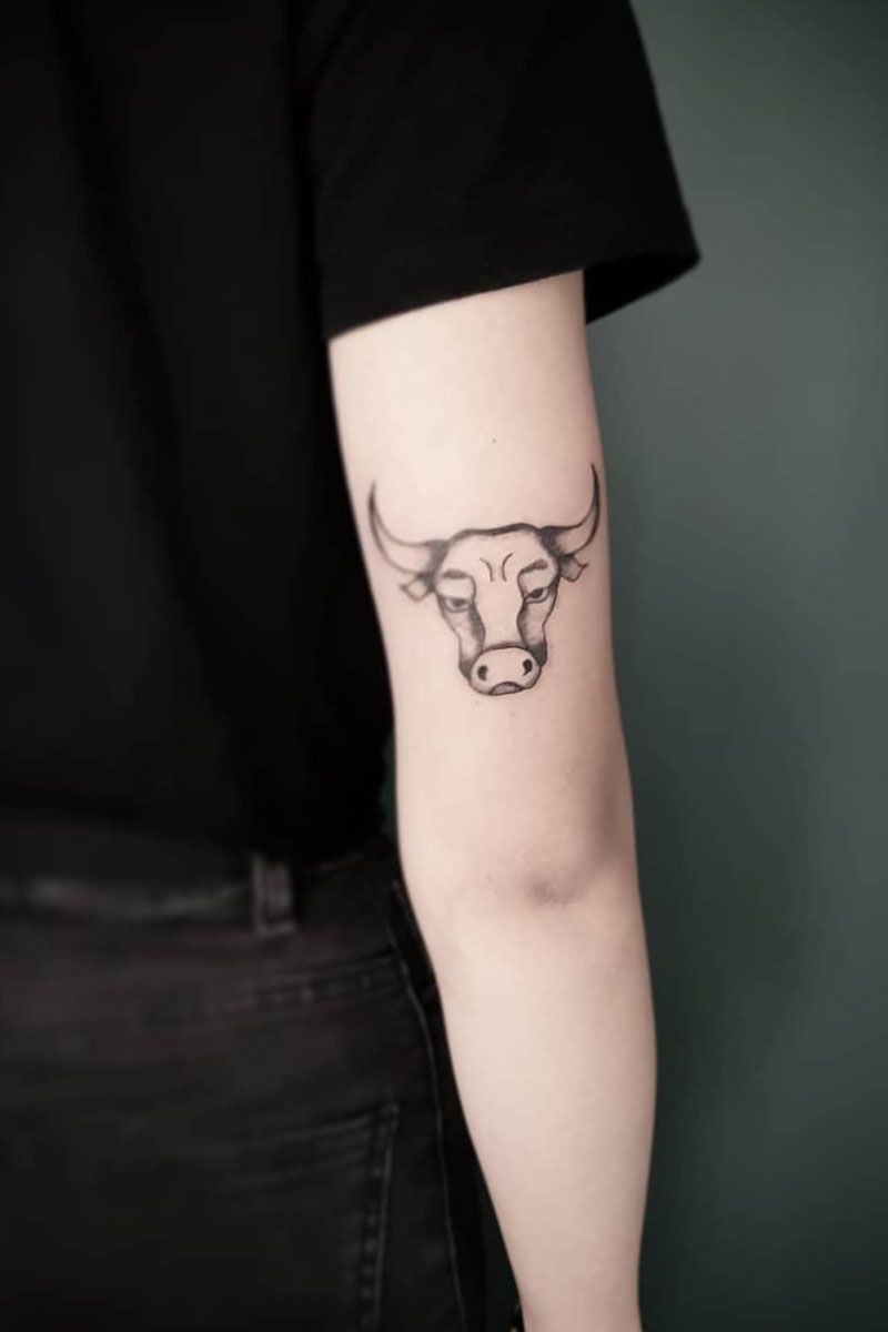 30 Pretty Bull Tattoos You Will Love