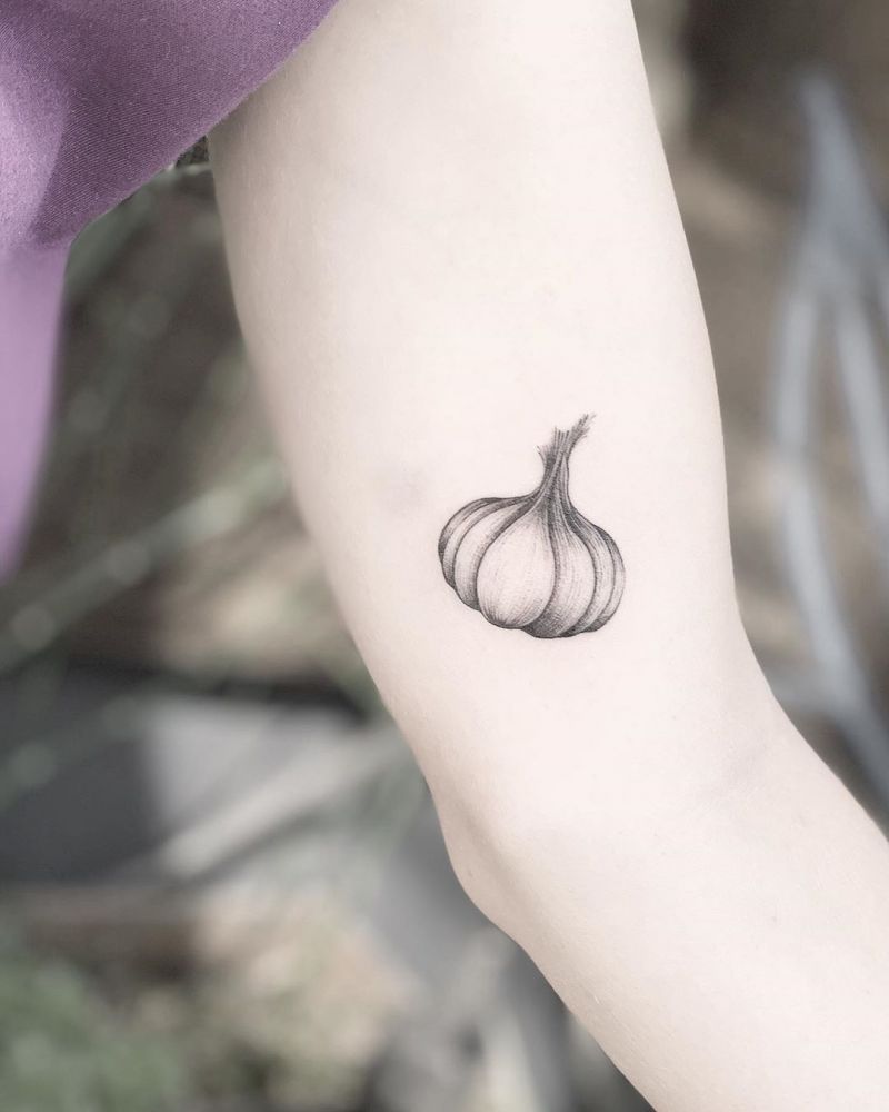 30 Pretty Garlic Tattoos to Inspire You