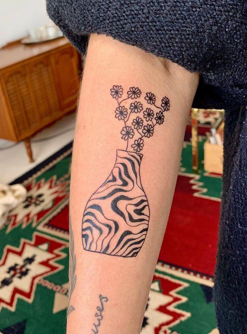 30 Pretty Vase Tattoos Improve Your Temperament