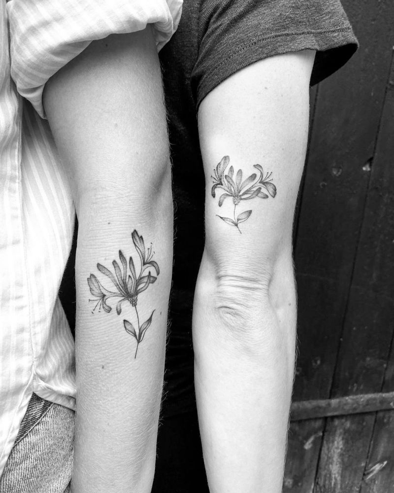 30 Pretty Honeysuckle Tattoos Make You Very Attractive