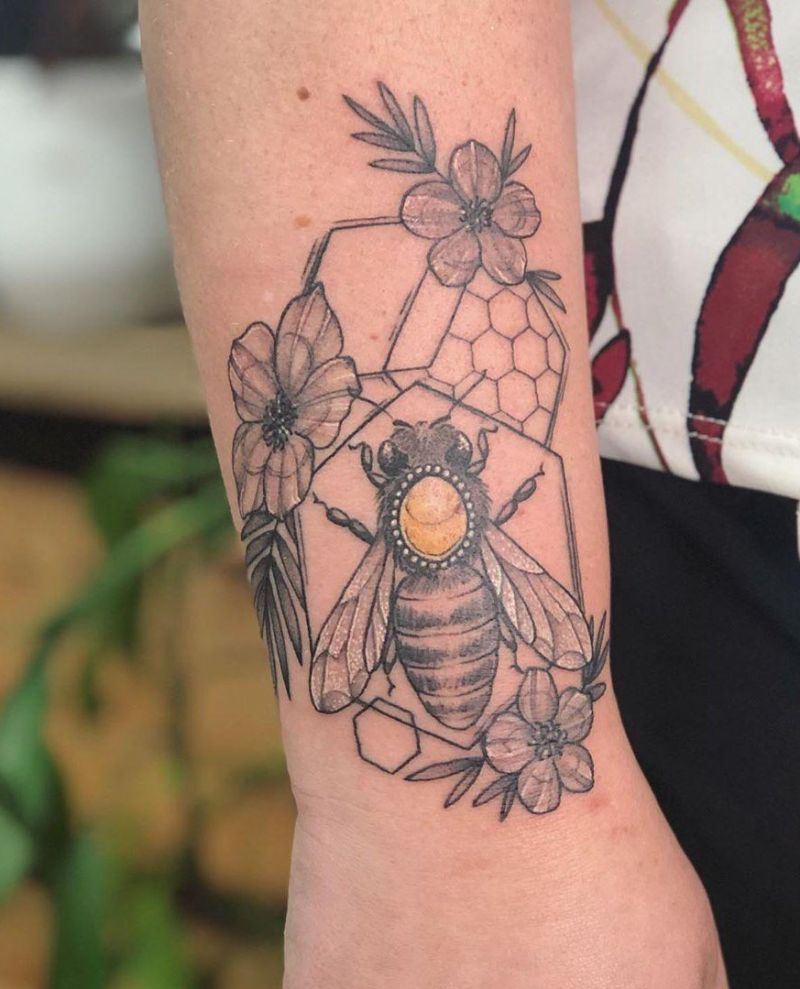 30 Pretty Honeycomb Tattoos You Will Love