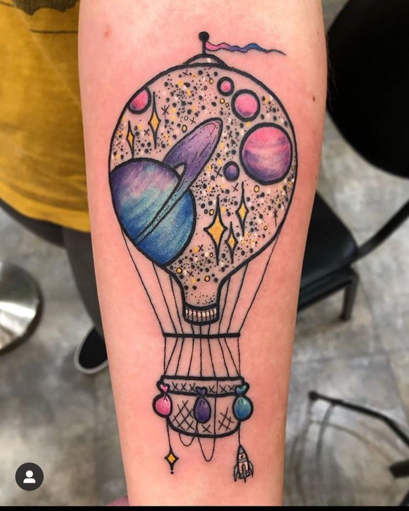 30 Pretty Balloon Tattoos to Inspire You