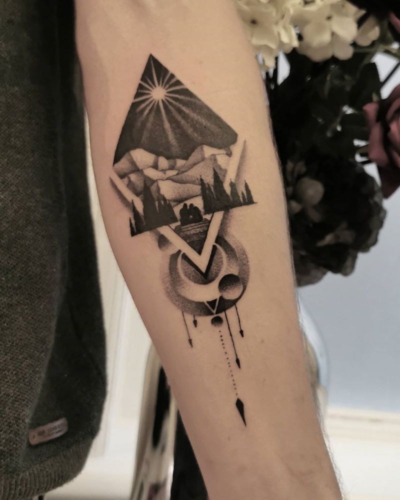 30 Pretty Mountain Tattoos You Will Love