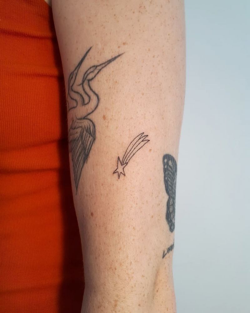 30 Creative Shooting Star Tattoos to Inspire You