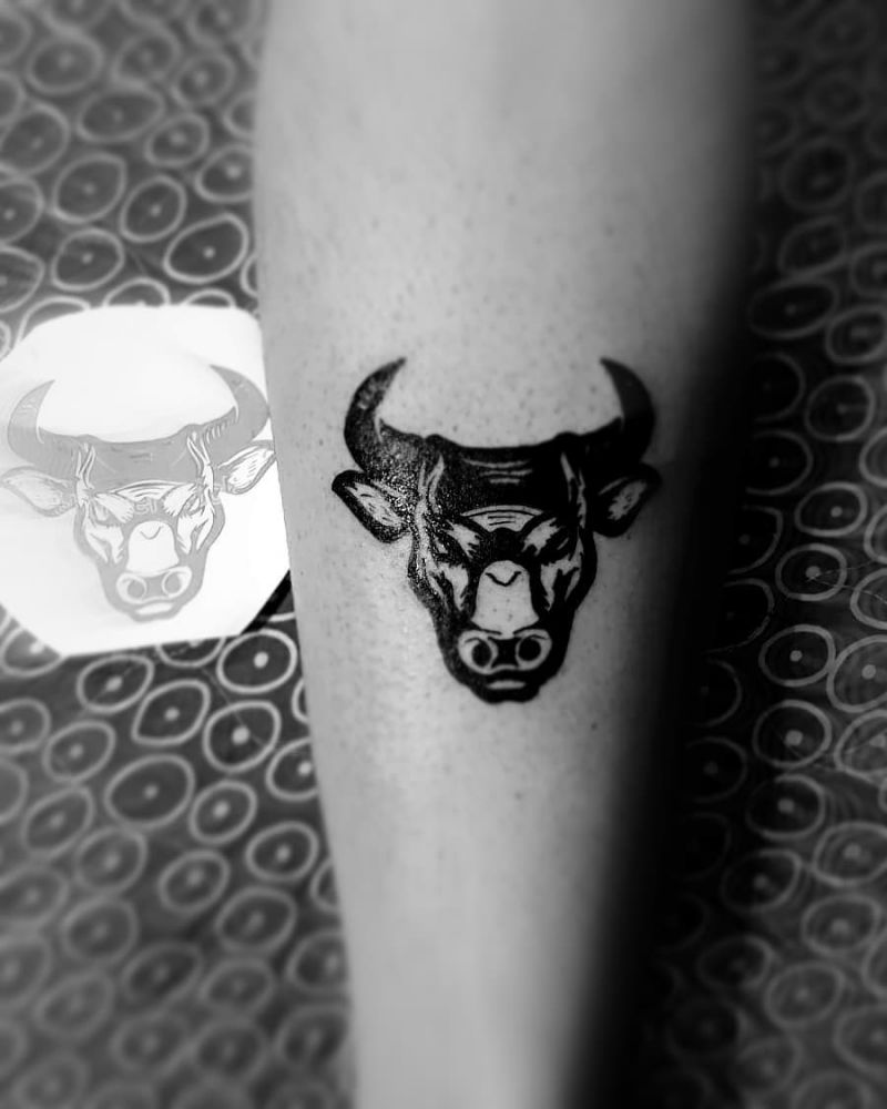 30 Pretty Bull Tattoos You Will Love