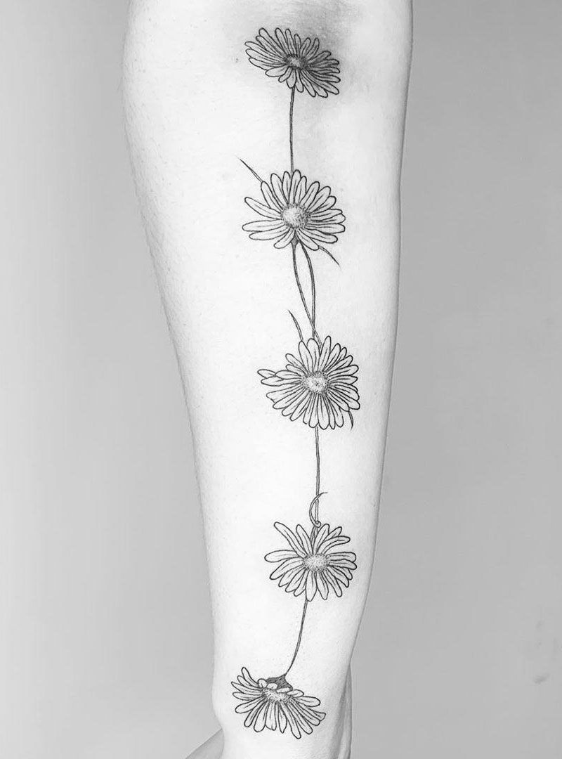 30 Pretty Daisy Chain Tattoos Make You The Focus of The Crowd