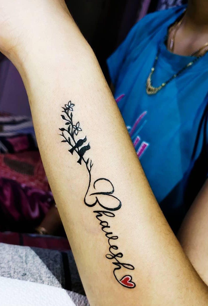 30 Pretty Name Tattoos Enhance Your Personality