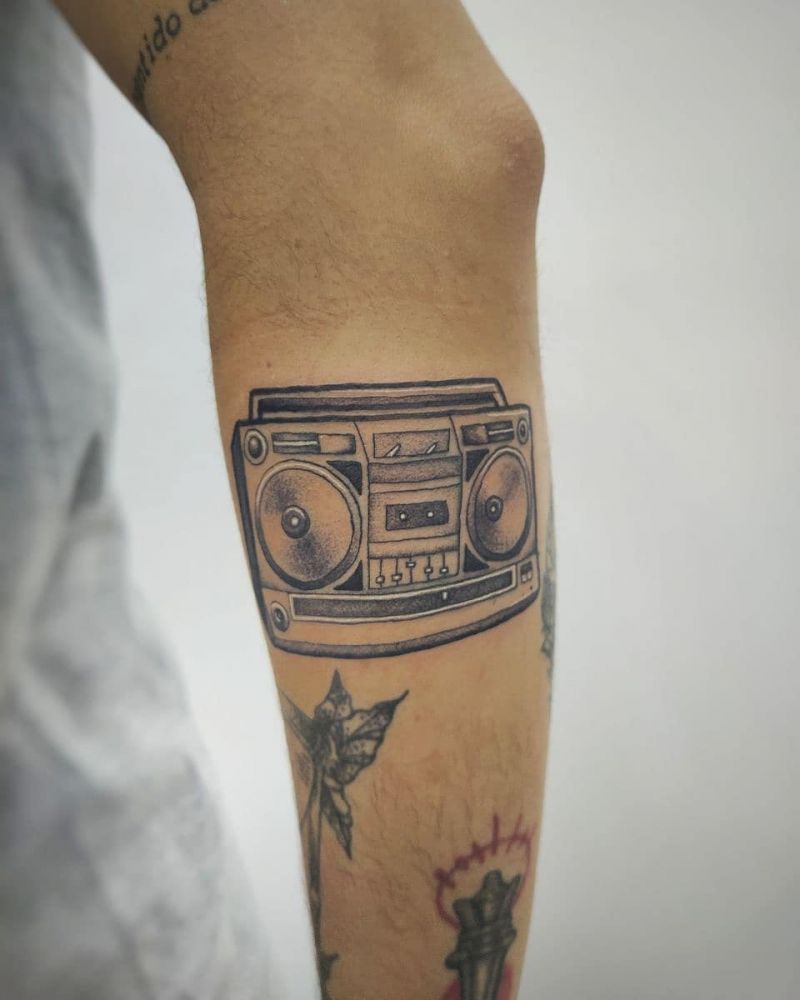 30 Pretty Radio Tattoos to Inspire You