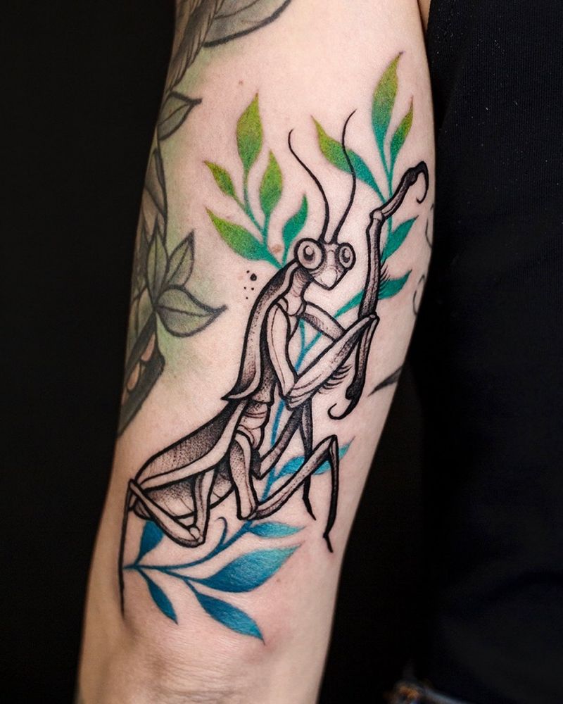 30 Pretty Mantis Tattoos You Will Love