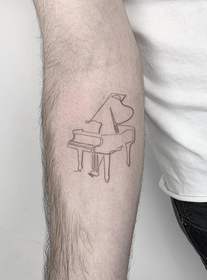 30 Pretty Piano Tattoos You Can't Miss