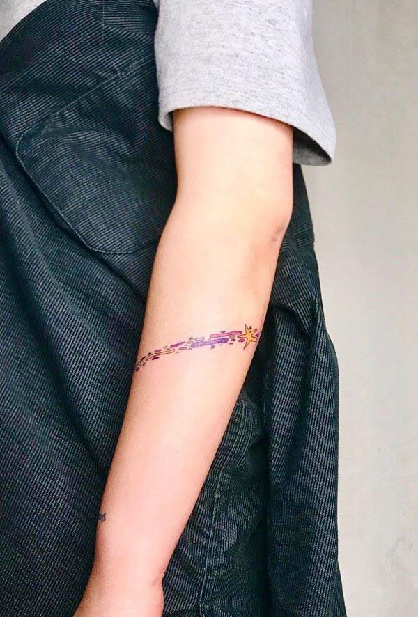 30 Creative Shooting Star Tattoos to Inspire You