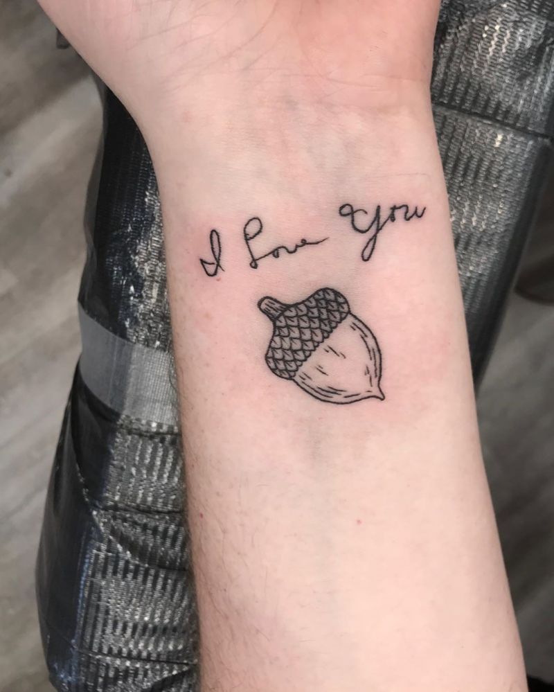 30 Pretty Acorn Tattoos Enhance Your Personality