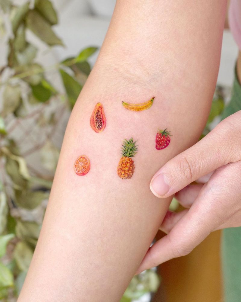 30 Pretty Banana Tattoos You Will Love