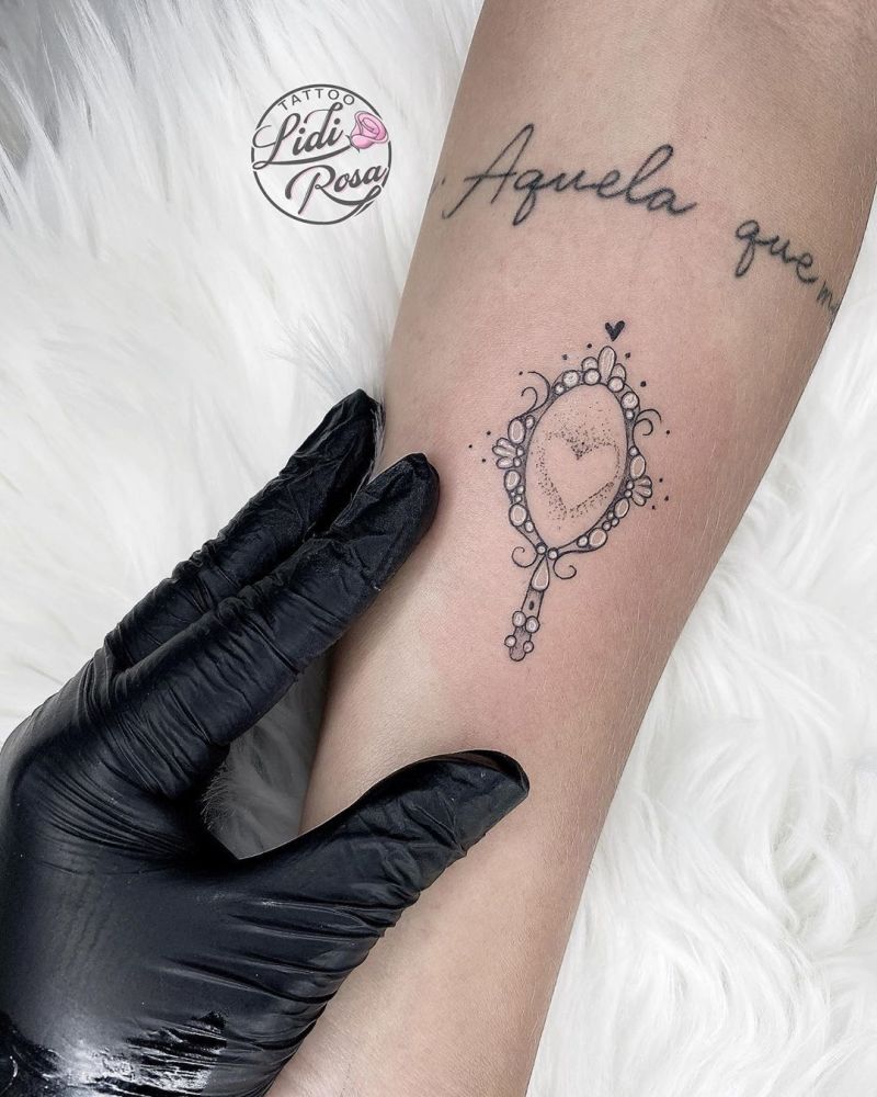 30 Pretty Mirror Tattoos for Inspiration