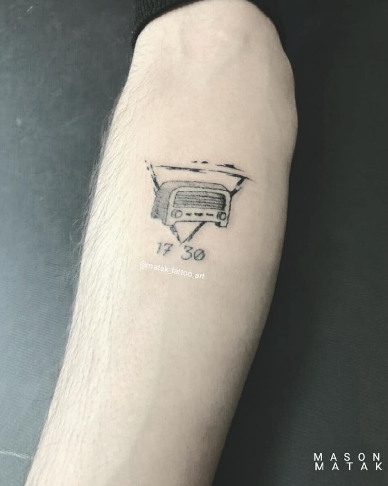 30 Pretty Radio Tattoos to Inspire You