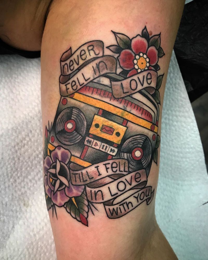 30 Pretty Radio Tattoos to Inspire You