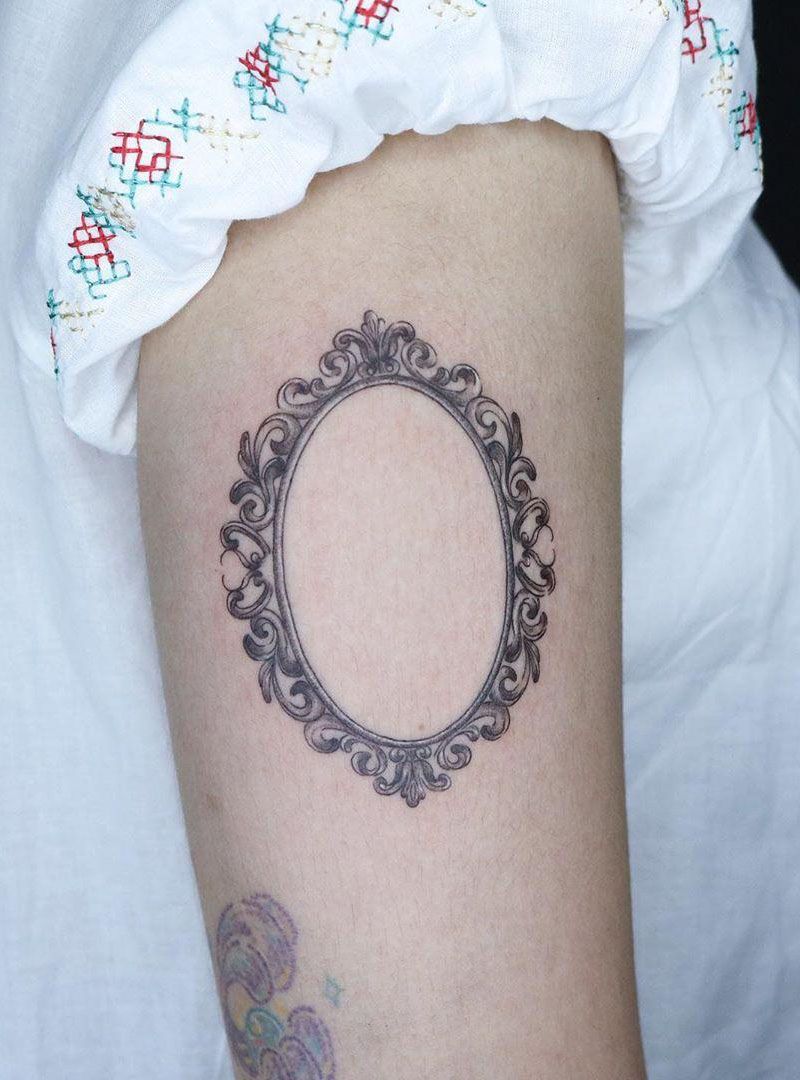 30 Pretty Mirror Tattoos for Inspiration