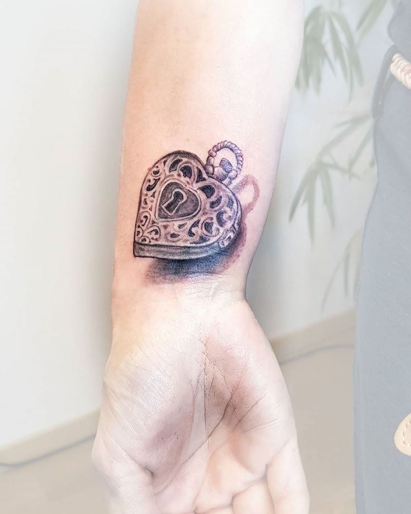 30 Beautiful Lock Tattoos You Will Love