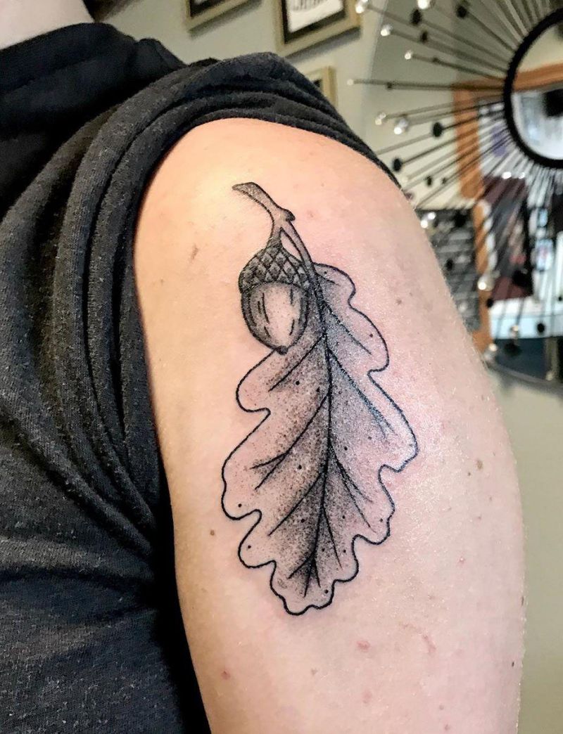 30 Pretty Oak Leaf Tattoos Make You Attractive