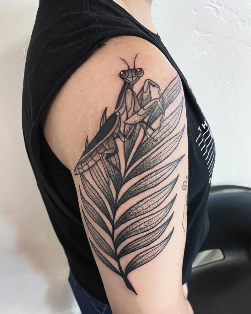 30 Pretty Mantis Tattoos You Will Love