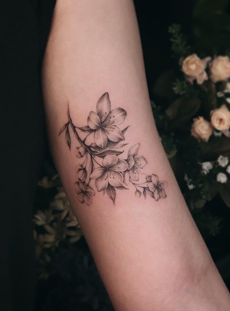 30 Pretty Peach Blossom Tattoos You Shouldn't Miss