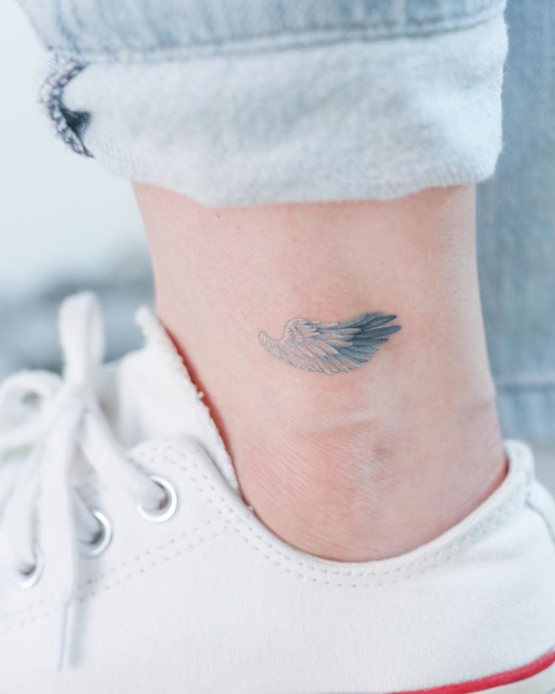 30 Pretty Wing Tattoos You Must Try