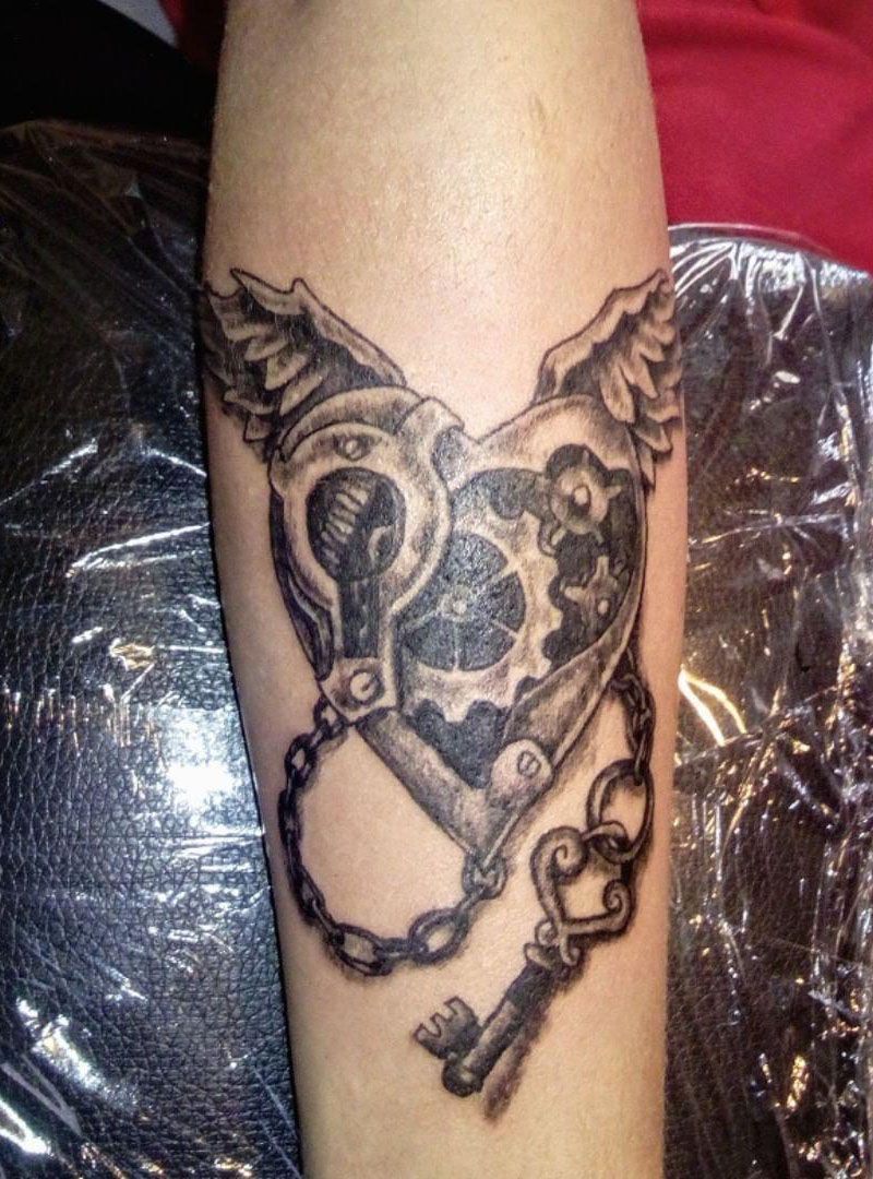 30 Beautiful Lock Tattoos You Will Love