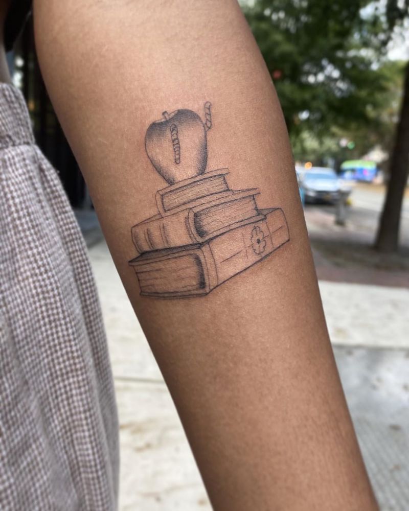 30 Pretty Book Tattoos Inspire You to Read