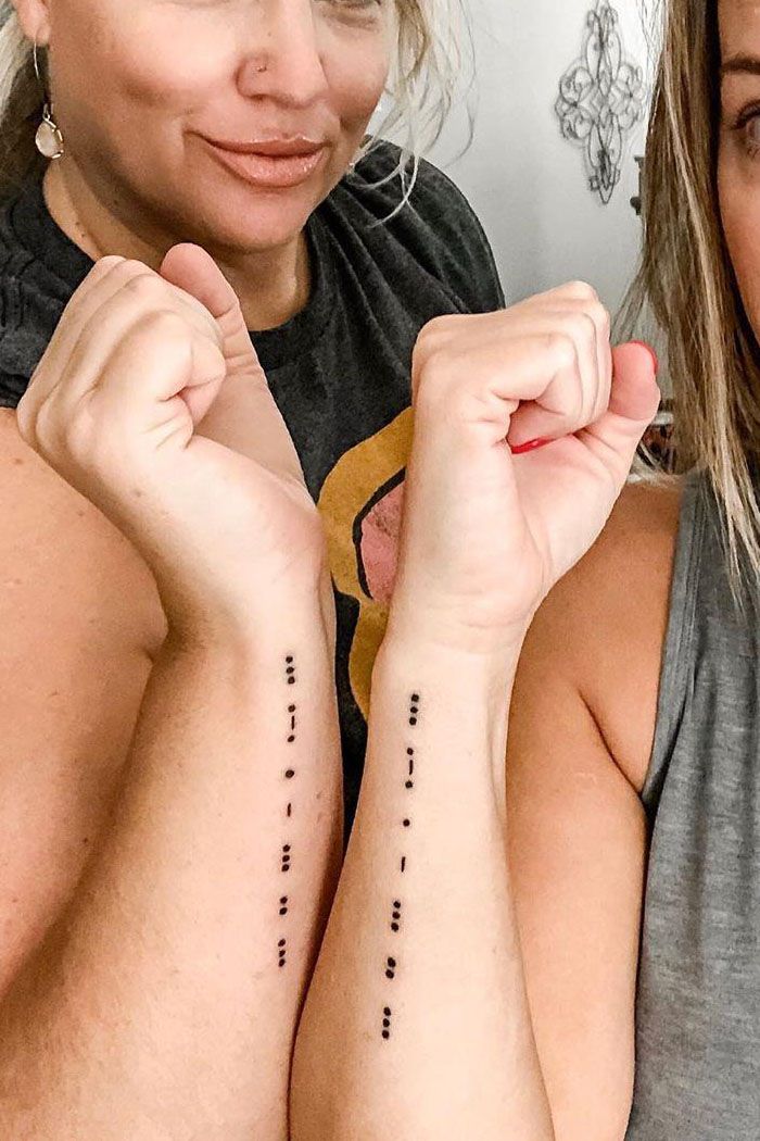 30 Pretty Sister Tattoos Let You Always Miss Each Other