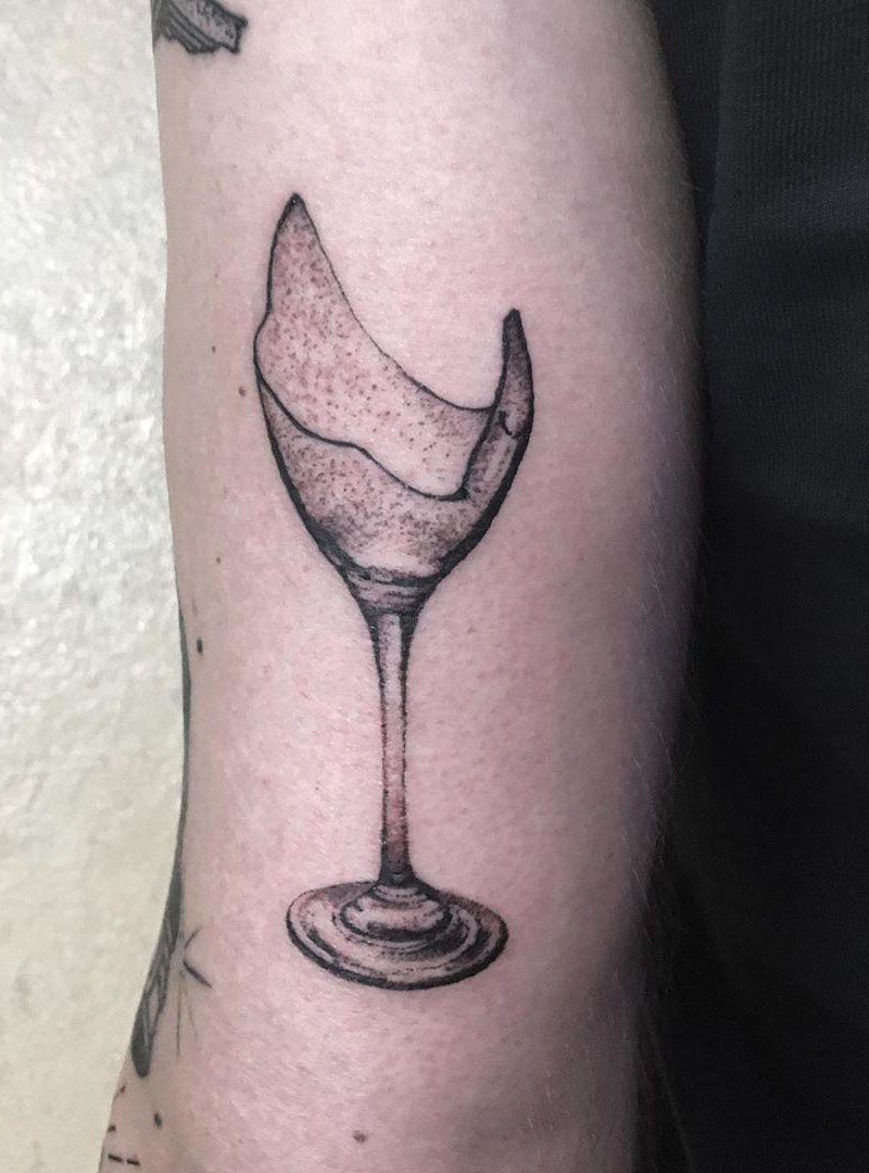 30 Pretty Wine Glass Tattoos Make You Very Attractive