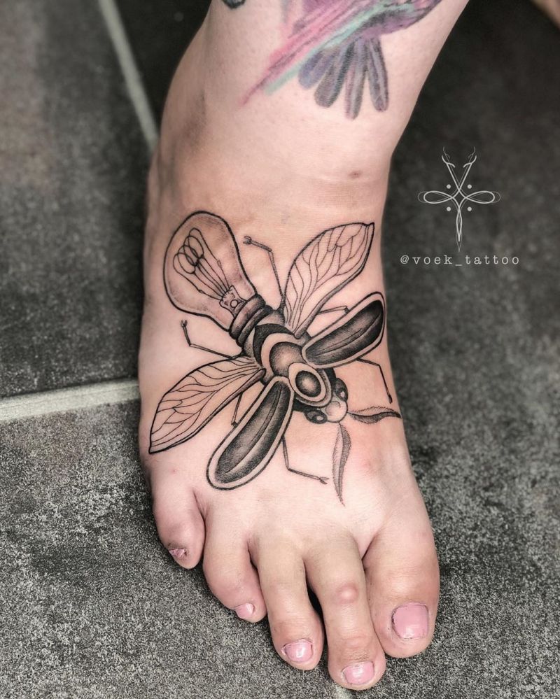 30 Pretty Firefly Tattoos to Inspire You