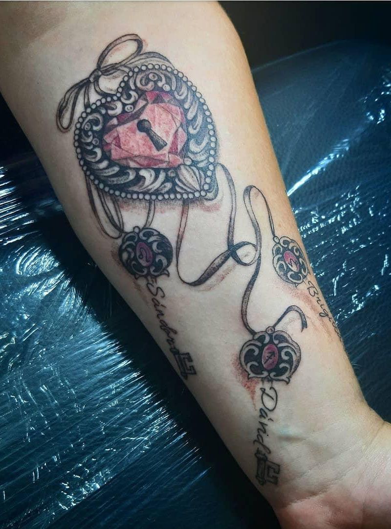 30 Beautiful Lock Tattoos You Will Love