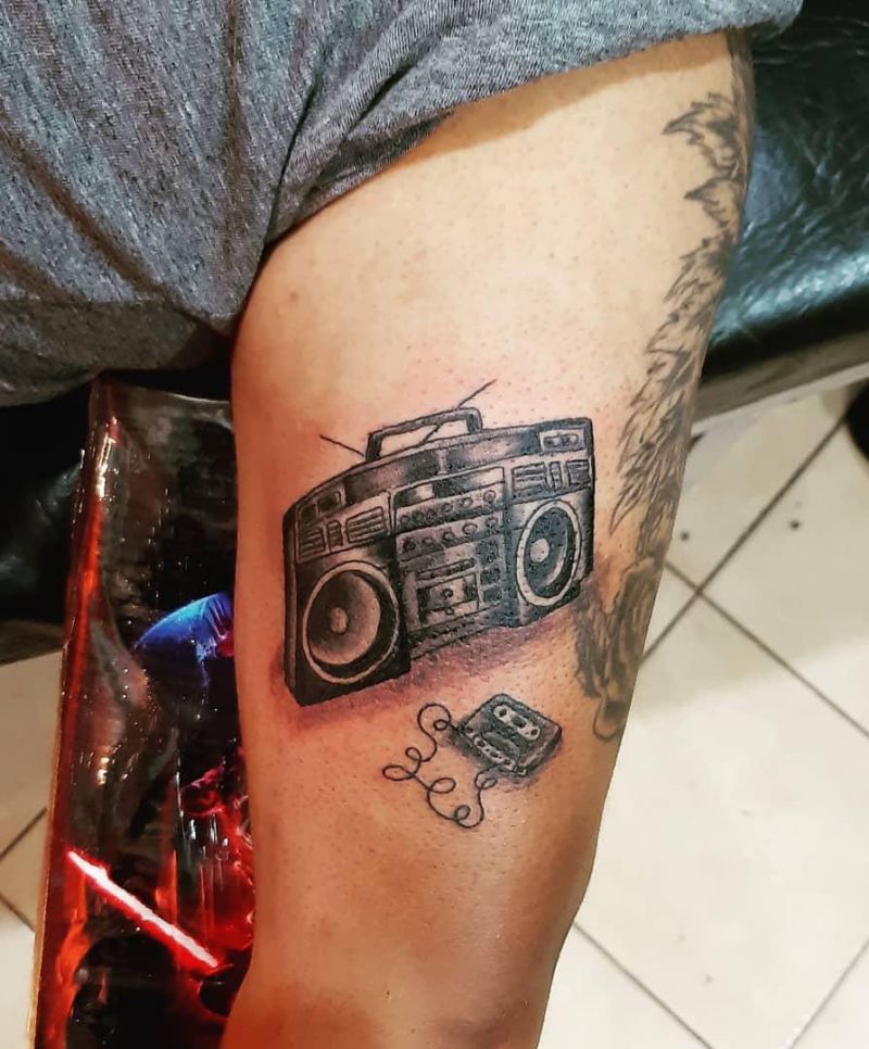 30 Pretty Radio Tattoos to Inspire You