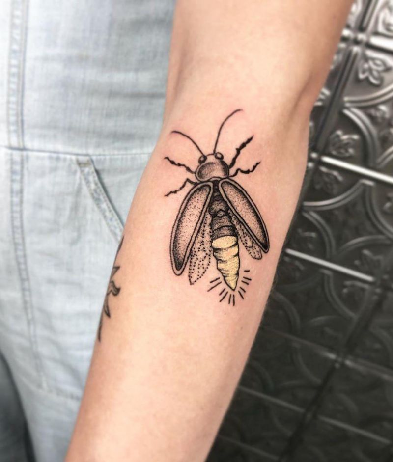 30 Pretty Firefly Tattoos to Inspire You