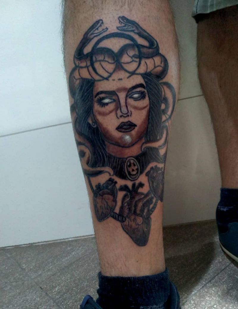 30 Pretty Gorgon Tattoos You Will Love