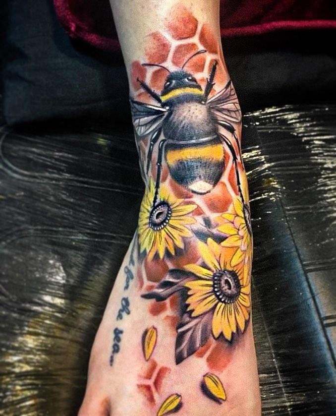 30 Pretty Honeycomb Tattoos You Will Love