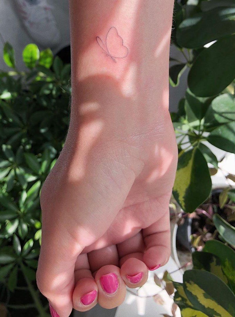 30 Pretty Small Tattoos Show Your Charm