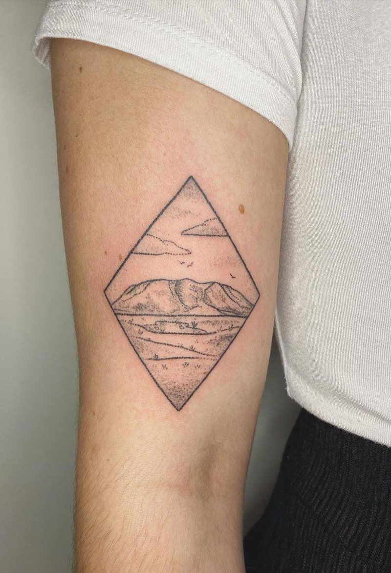 30 Pretty Mountain Tattoos You Will Love