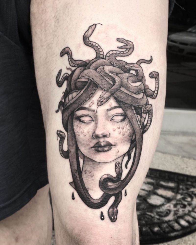 30 Pretty Gorgon Tattoos You Will Love