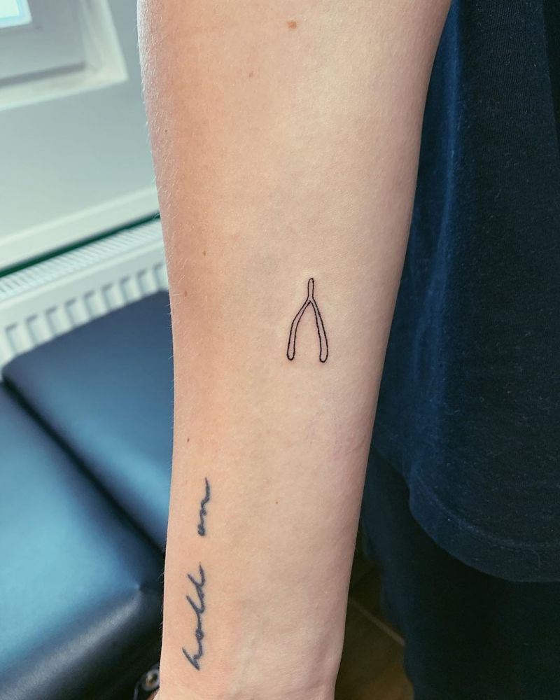 30 Pretty Wishbone Tattoos Bring You Good Luck