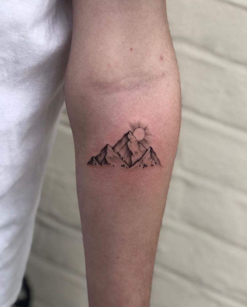30 Pretty Mountain Tattoos You Will Love
