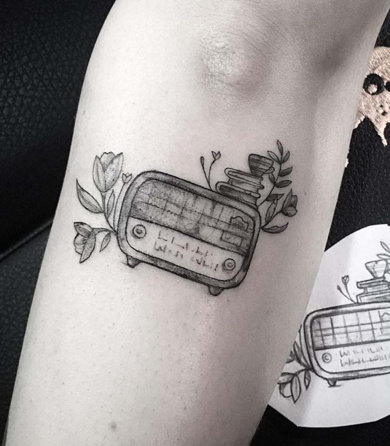 30 Pretty Radio Tattoos to Inspire You