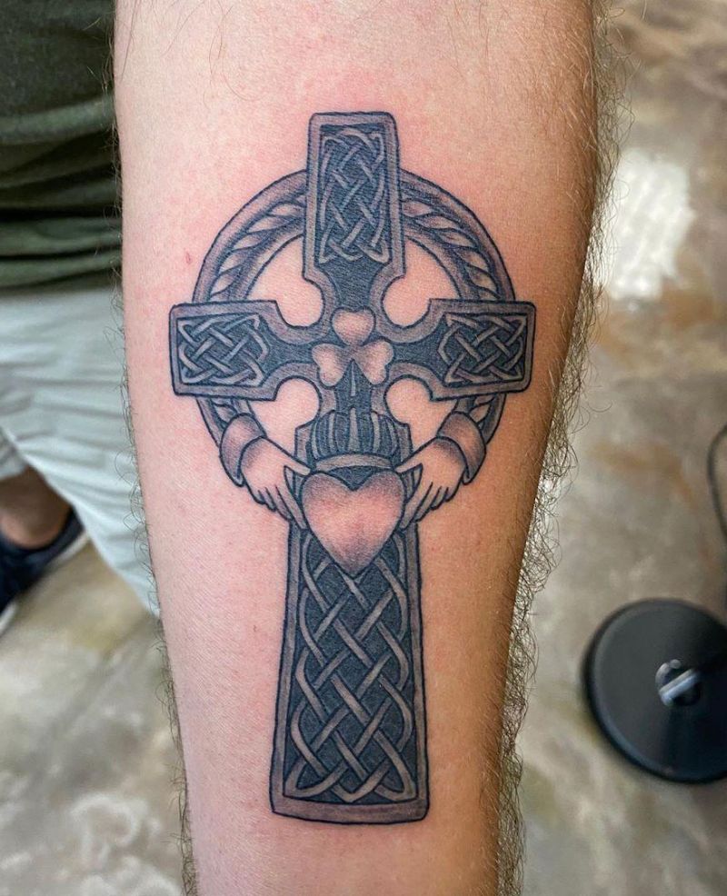 30 Pretty Celtic Cross Tattoos You Will Love