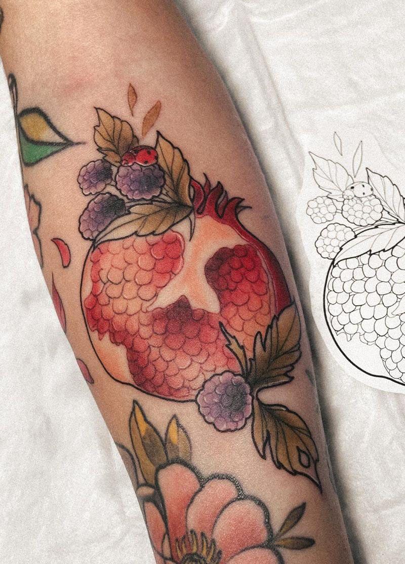 30 Pretty Pomegranate Tattoos Enhance Your Personality